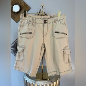 Natural Reflections - Beige Cargo Bermuda Shorts